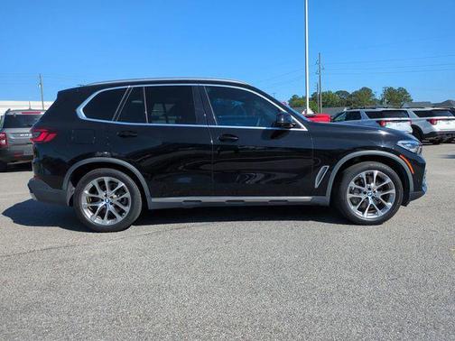 Jet Black 2020 BMW X5 sDrive40i