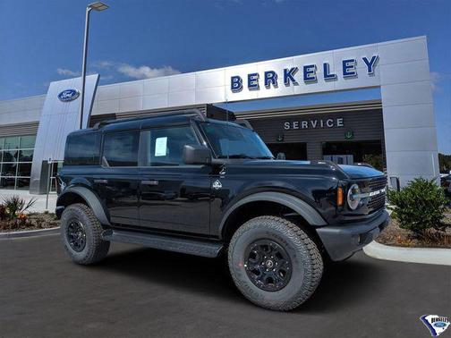 Shadow Black 2026 Ford Bronco Outer Banks