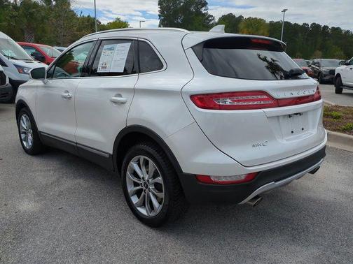 WHITE PLATINUM MET TRI-COAT 2018 Lincoln MKC Select