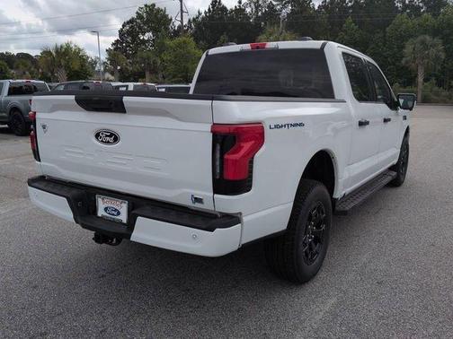 OXFORD WHITE 2025 Ford F-150 Lightning XLT