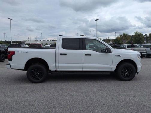 OXFORD WHITE 2025 Ford F-150 Lightning XLT