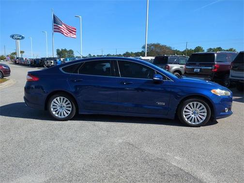 2013 Ford Fusion Energi SE Luxury
