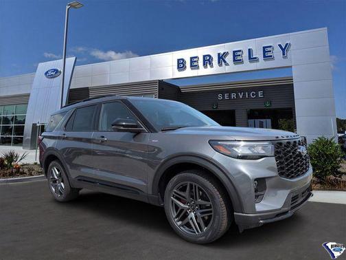 CARBONIZED GRAY METALLIC 2026 Ford Explorer ST-Line
