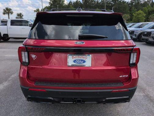 RAPID RED MET TINTED CC 2026 Ford Explorer ST-Line