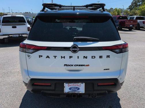 Pearl White Tricoat/Super Black 2024 Nissan Pathfinder Rock Creek 4WD