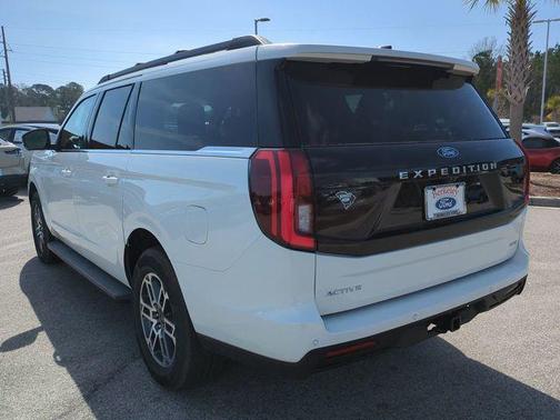 STAR WHITE MET TRI-COAT 2026 Ford Expedition Max Active 4x2