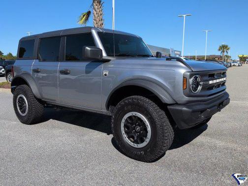 Iconic Silver Metallic 2024 Ford Bronco Big Bend