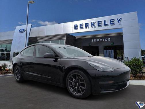 Solid Black 2021 Tesla Model 3 Standard Range Plus