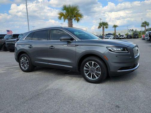 ASHER GRAY MET CC 2023 Lincoln Nautilus Standard