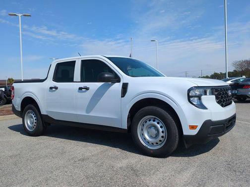OXFORD WHITE 2026 Ford Maverick XL