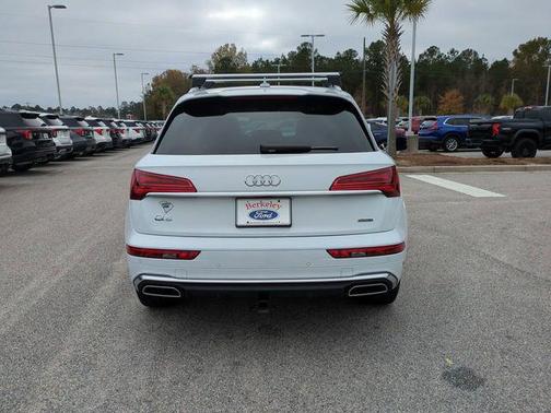 2024 Audi Q5 45 S line Premium