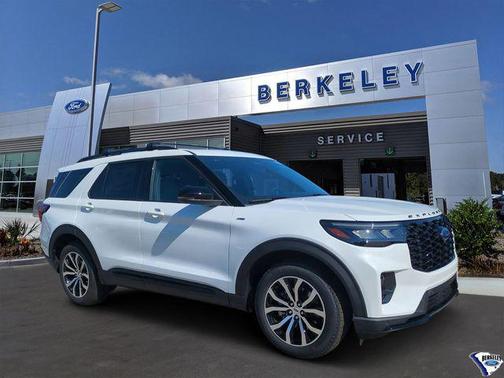 STAR WHITE MET TRI-COAT 2026 Ford Explorer ST-Line SUV