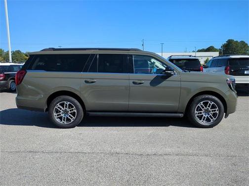 2025 Ford Expedition Max Active 4x4