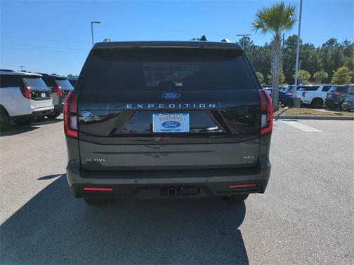 2025 Ford Expedition Max Active 4x4