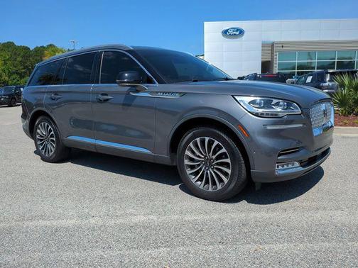 ASHER GRAY MET CC 2023 Lincoln Aviator Reserve