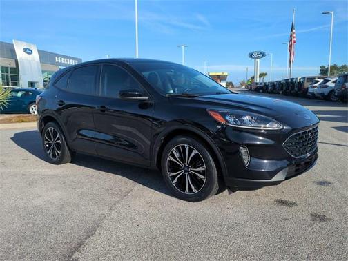 2022 Ford Escape SE