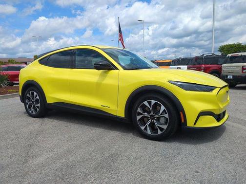 GRABBER YELLOW 2025 Ford Mustang Mach-E Select