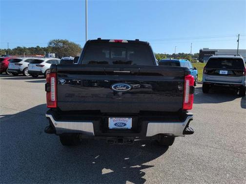 2023 Ford F-350 Lariat