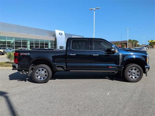 2023 Ford F-350 Lariat