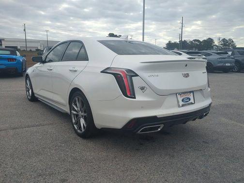 2024 Cadillac CT4 Sport
