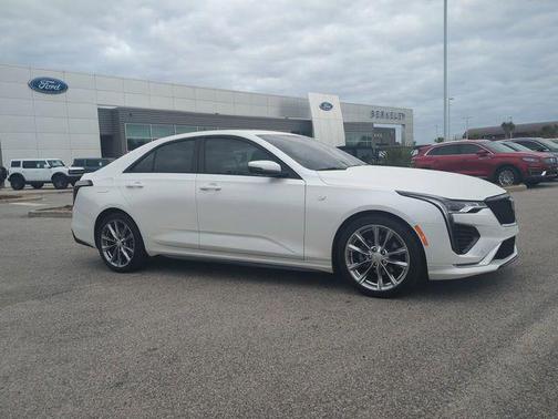 2024 Cadillac CT4 Sport