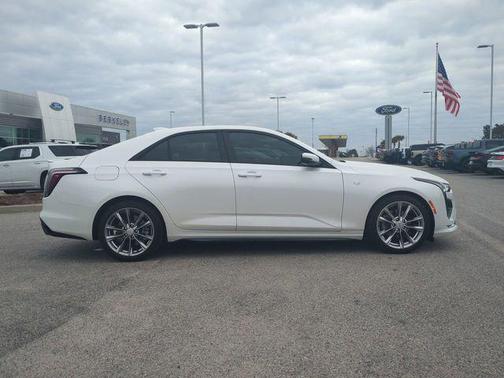 2024 Cadillac CT4 Sport