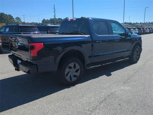 2023 Ford F-150 Lightning XLT