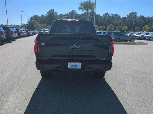 2023 Ford F-150 Lightning XLT