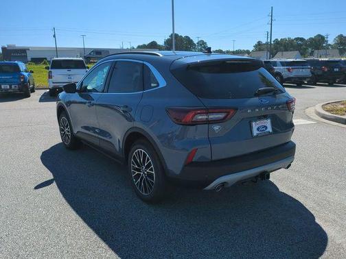 VAPOR BLUE METALLIC 2025 Ford Escape PHEV SE