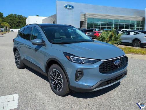 VAPOR BLUE METALLIC 2025 Ford Escape PHEV SE