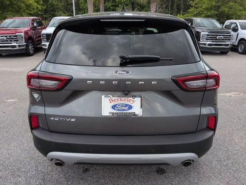 CARBONIZED GRAY METALLIC 2025 Ford Escape Active