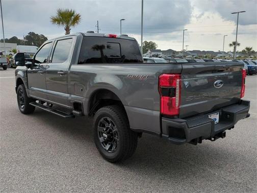2023 Ford F-350 Lariat