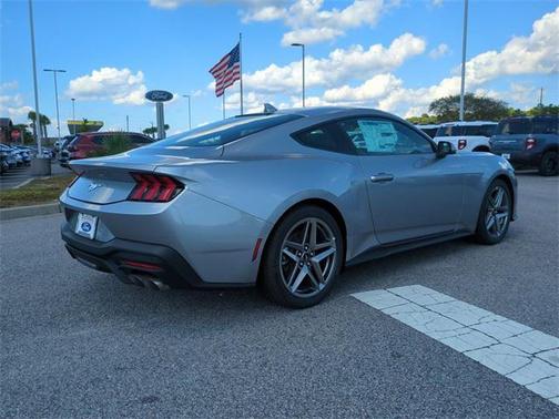 2025 Ford Mustang EcoBoost