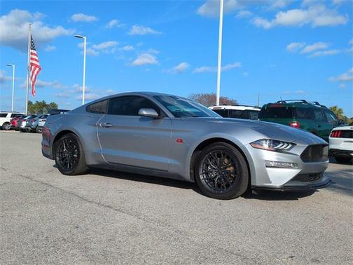 2022 Ford Mustang EcoBoost Premium