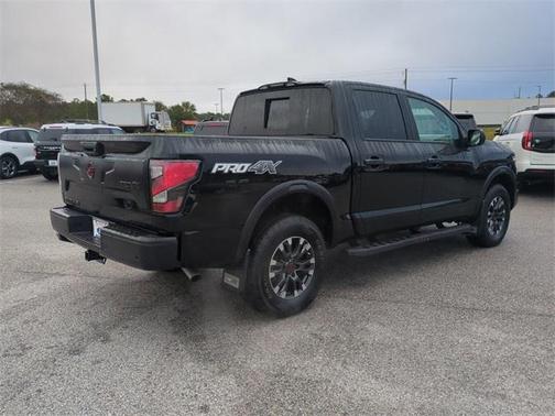 2023 Nissan Titan PRO-4X