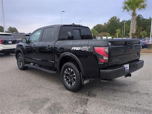 2023 Nissan Titan PRO-4X