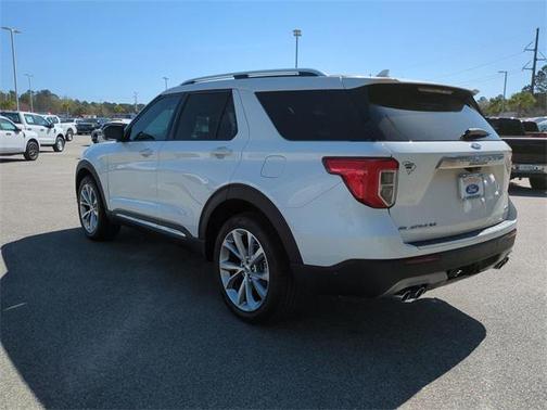 2023 Ford Explorer Platinum