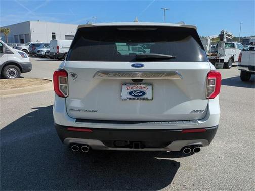 2023 Ford Explorer Platinum
