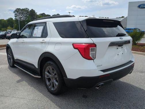 STAR WHITE MET TRI-COAT 2022 Ford Explorer XLT