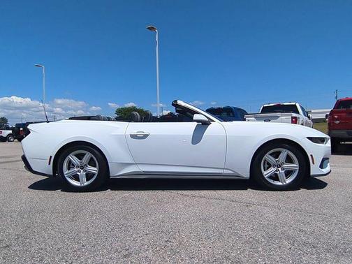 OXFORD WHITE 2026 Ford Mustang EcoBoost