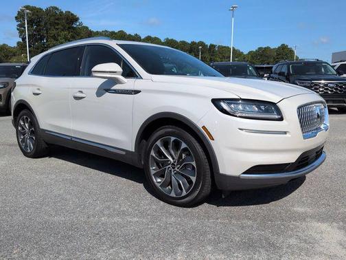 CERAMIC PEARL MET 3C 2023 Lincoln Nautilus Reserve