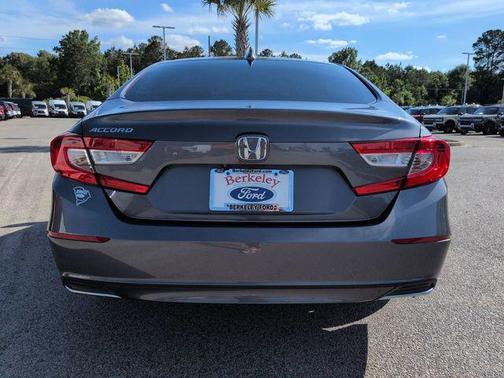 Modern Steel Metallic 2018 Honda Accord EX