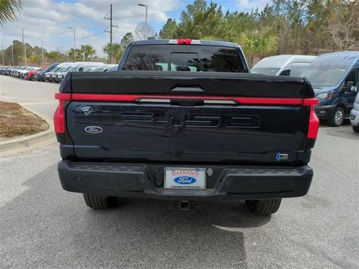 2023 Ford F-150 Lightning Platinum