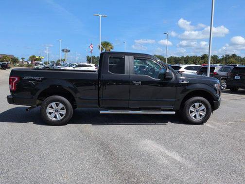 Tuxedo Black Metallic 2015 Ford F-150 XL