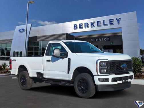 OXFORD WHITE 2026 Ford F-250 XL Truck