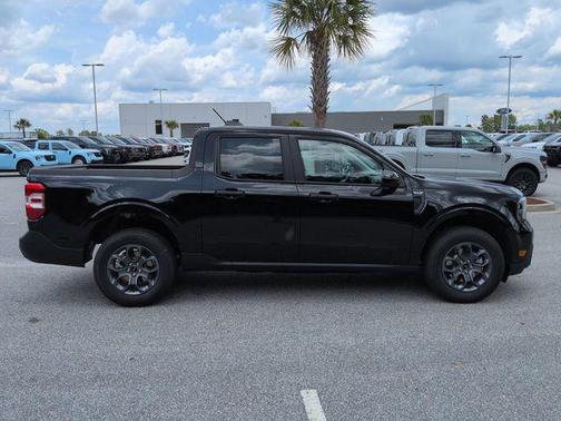 SHADOW BLACK 2026 Ford Maverick XLT