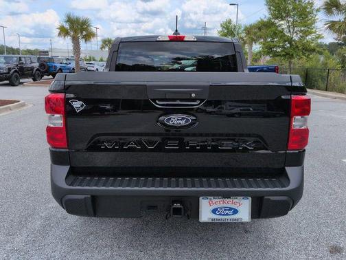 SHADOW BLACK 2026 Ford Maverick XLT