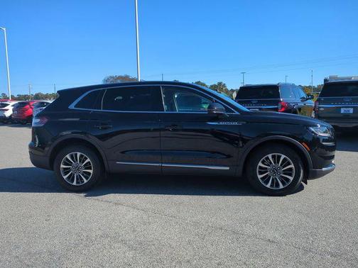 2021 Lincoln Nautilus Reserve