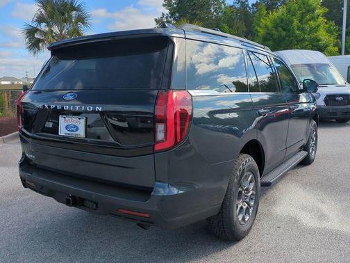 STONE BLUE METALLIC 2026 Ford Expedition Active