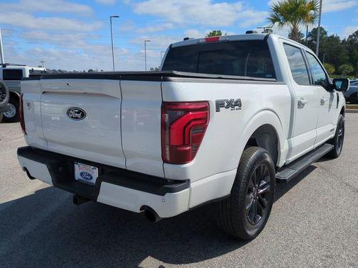 STAR WHITE METALLIC TRICOAT 2025 Ford F-150 Lariat